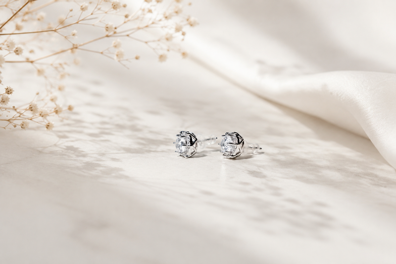 The Crown Solitaire Studs – 925 Sterling Silver