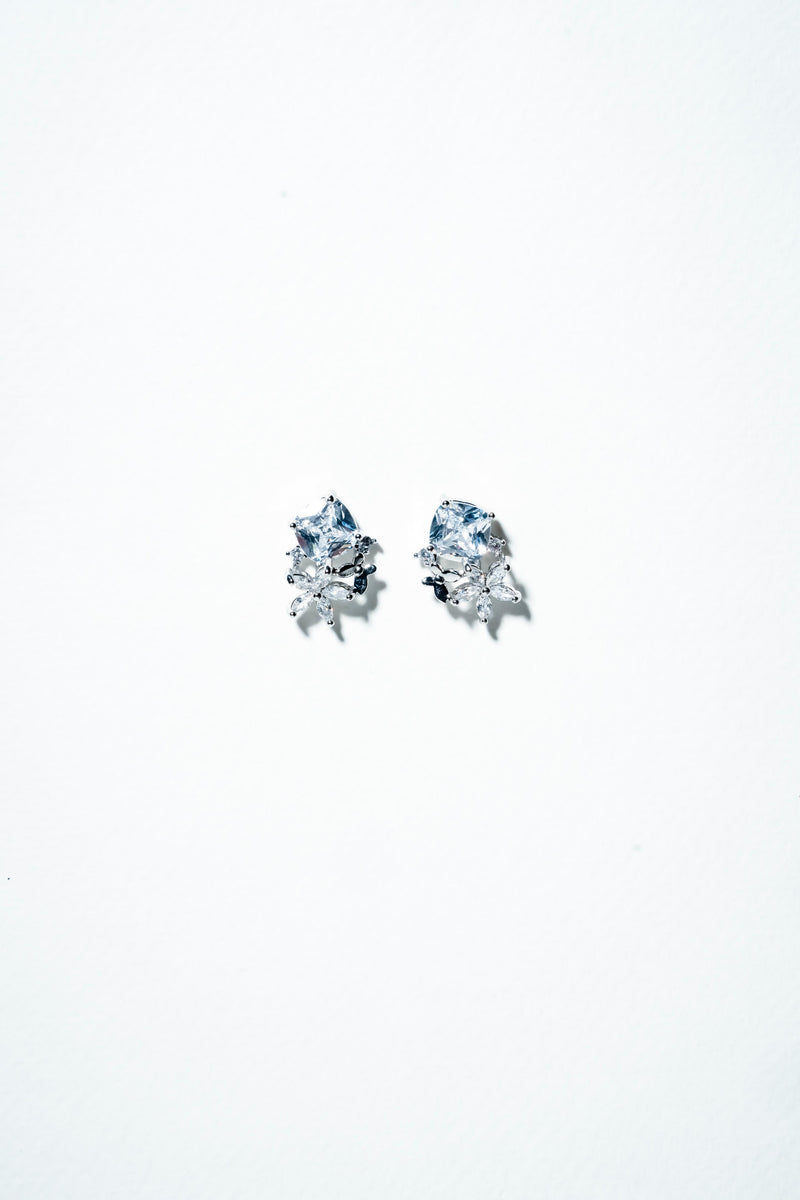 The Midnight Blossom Threader Earrings – 925 Sterling Silver