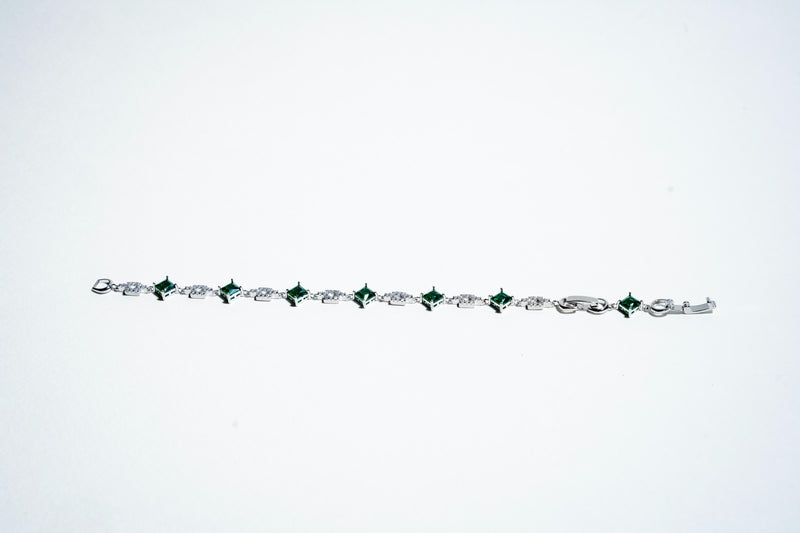 The Verdant Link: Emerald Eternity Bracelet in 925 Silver